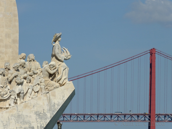 Monument to the Discoveries and the 25th of April Bridge